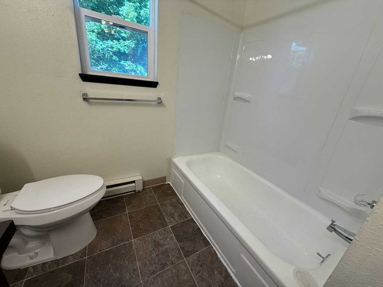 23 Se 10th St #8 - Photo 6 of 8