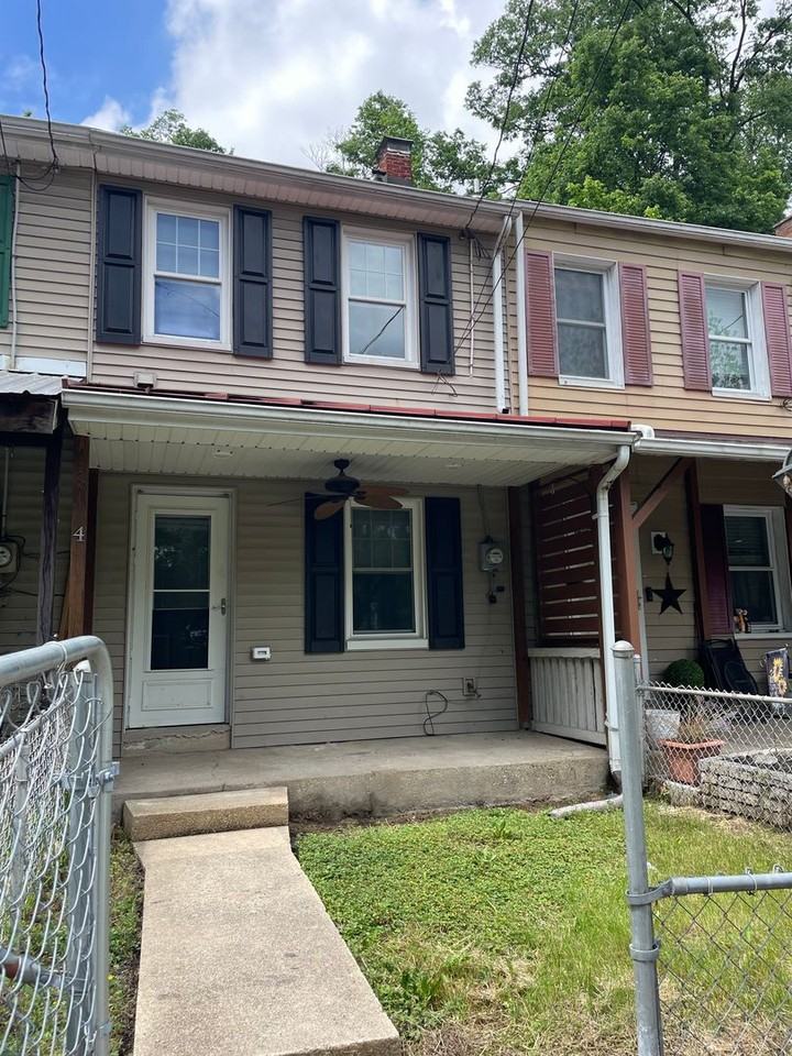 4 Cedar Ter - Photo 3 of 27