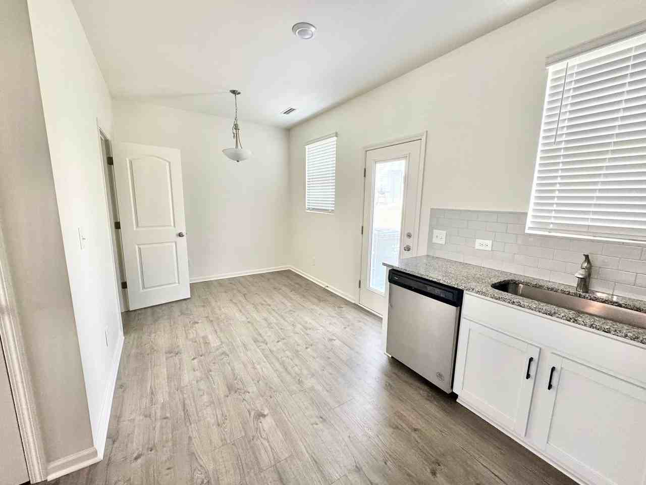 14216 Whistling Teal Dr - Photo 6 of 17