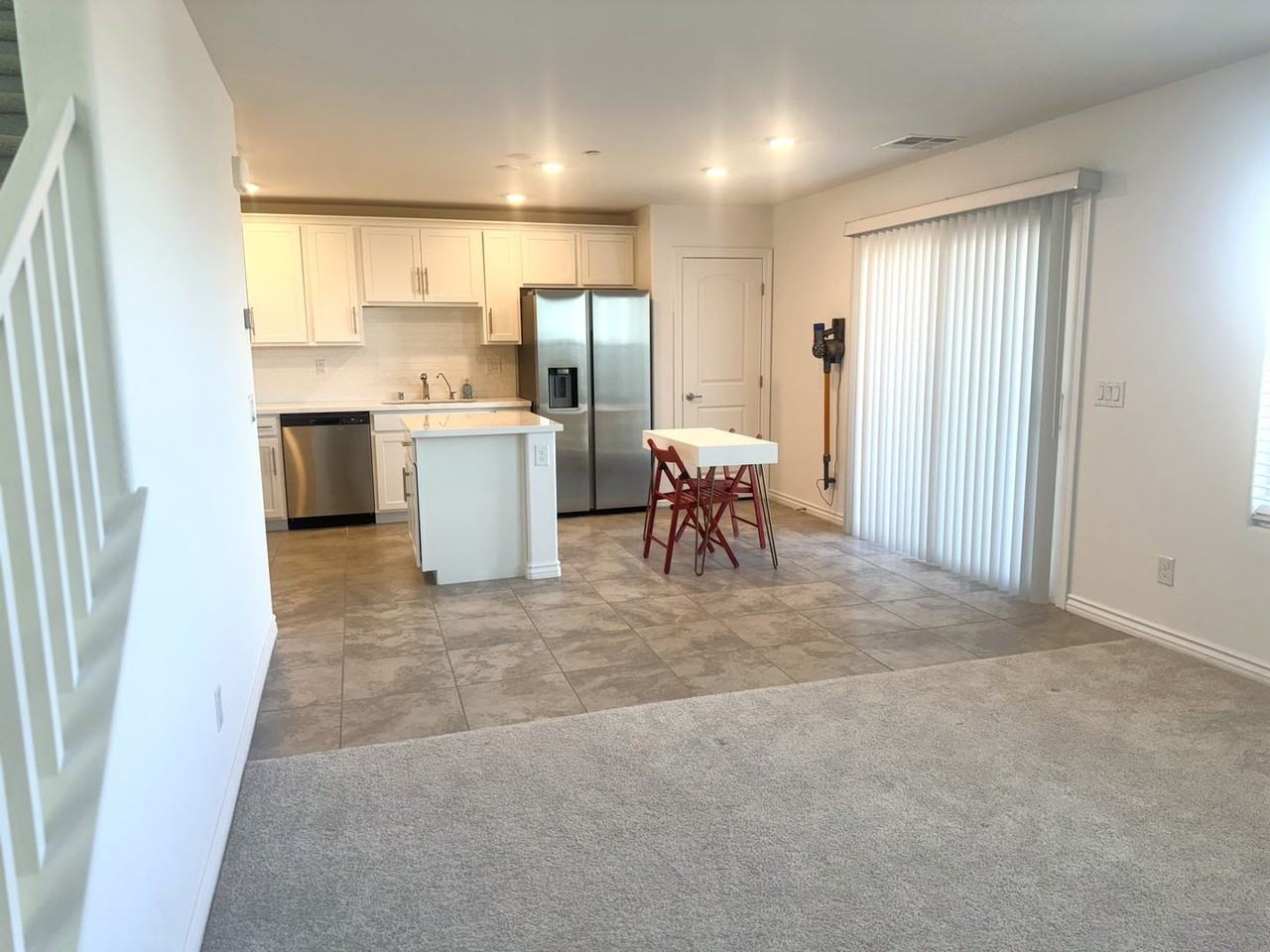 356 Rosefinch St - Photo 6 of 32