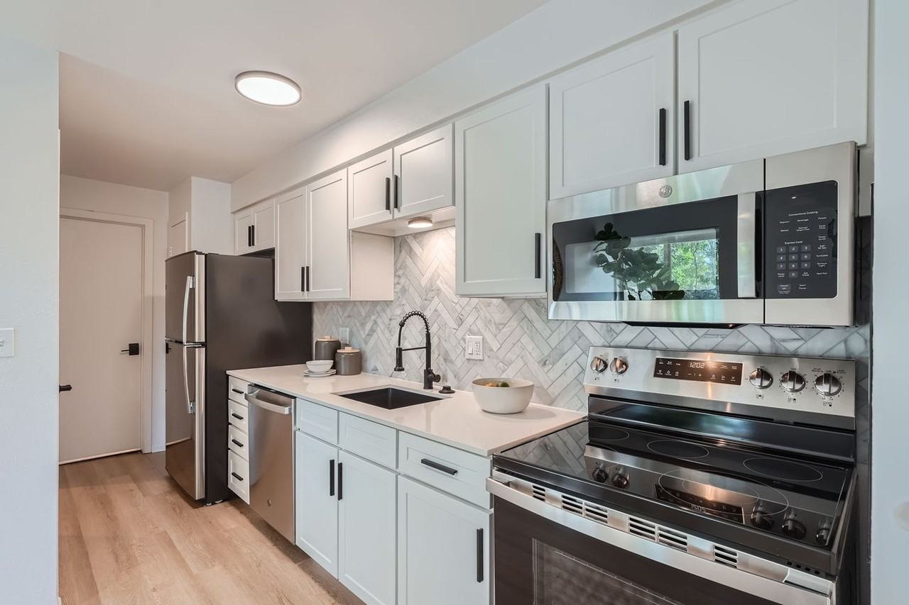 Garfield Apartments - Photo 4 of 15