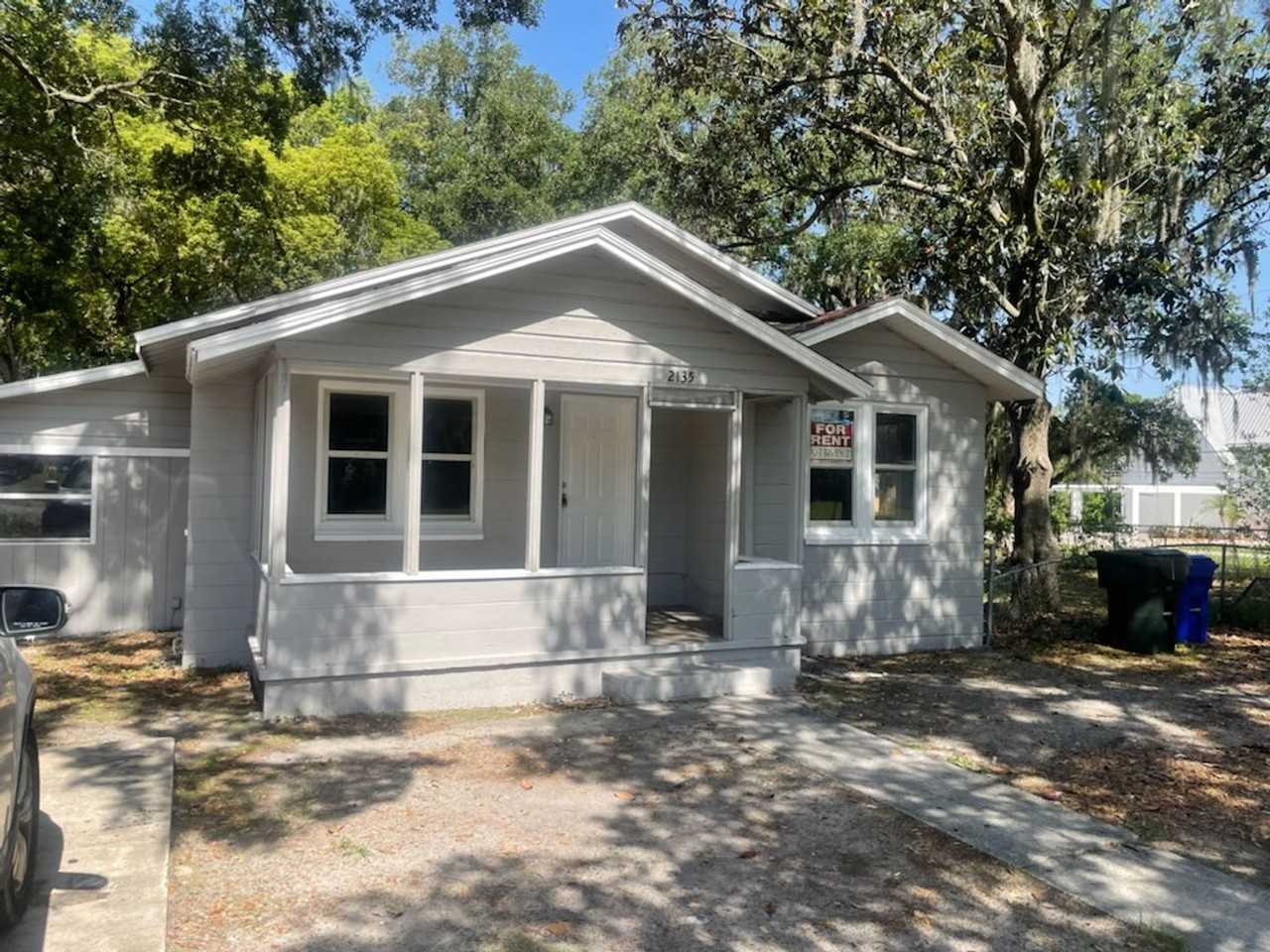 2135 King Ave - Photo 2 of 8