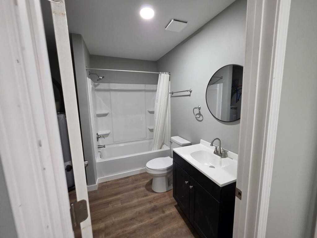 108 Jeffrey Lane - Photo 2 of 13