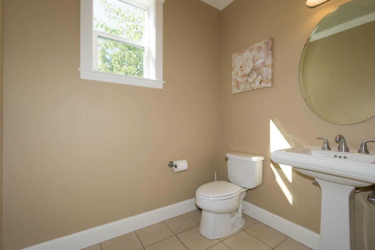 8641 138th Pl Se - Photo 2 of 50