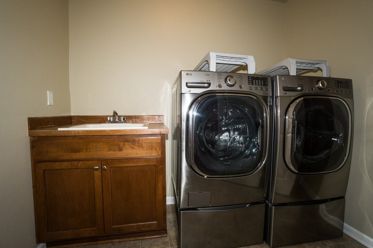 8641 138th Pl Se - Photo 7 of 50