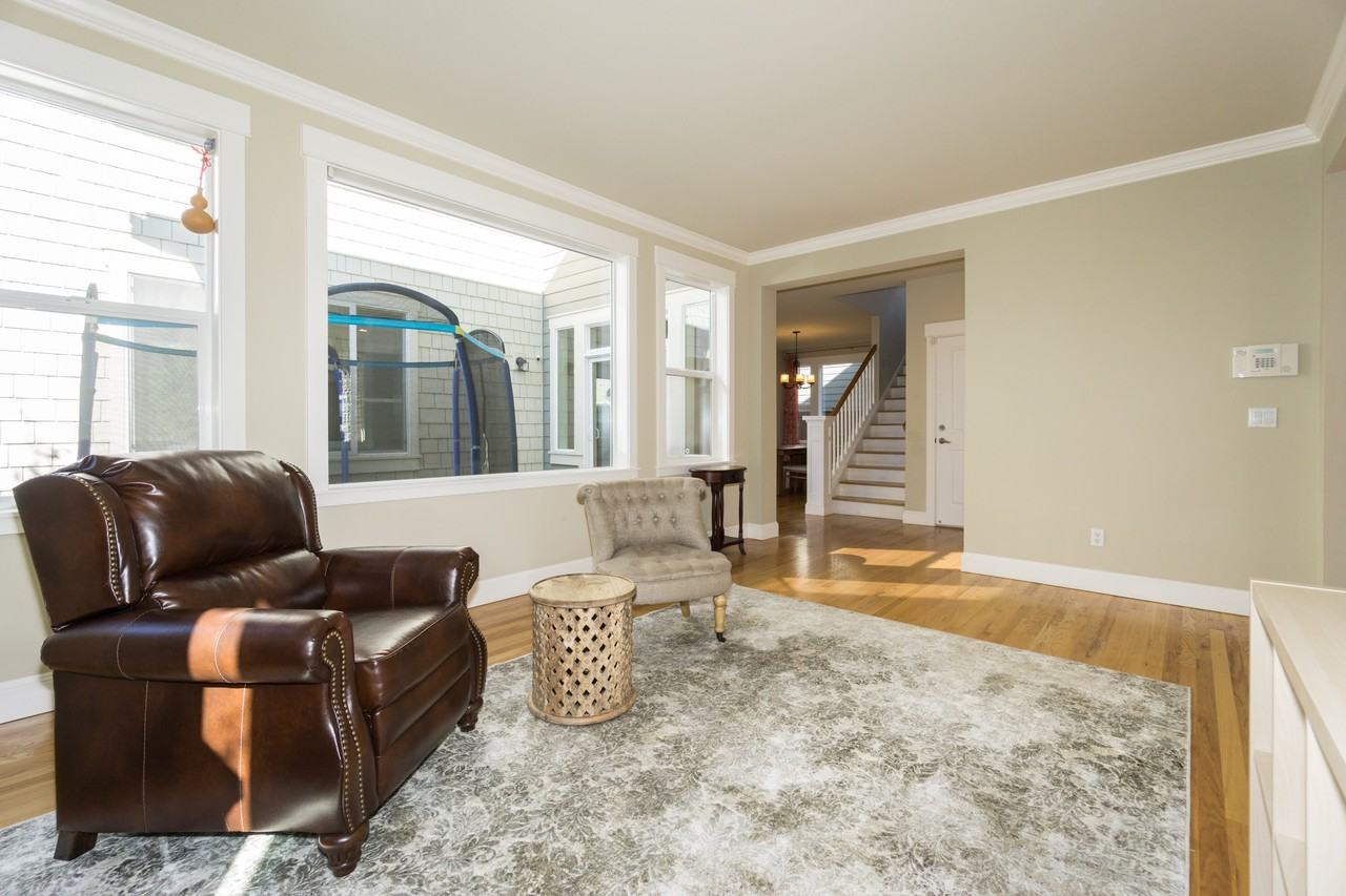 8641 138th Pl Se - Photo 3 of 50