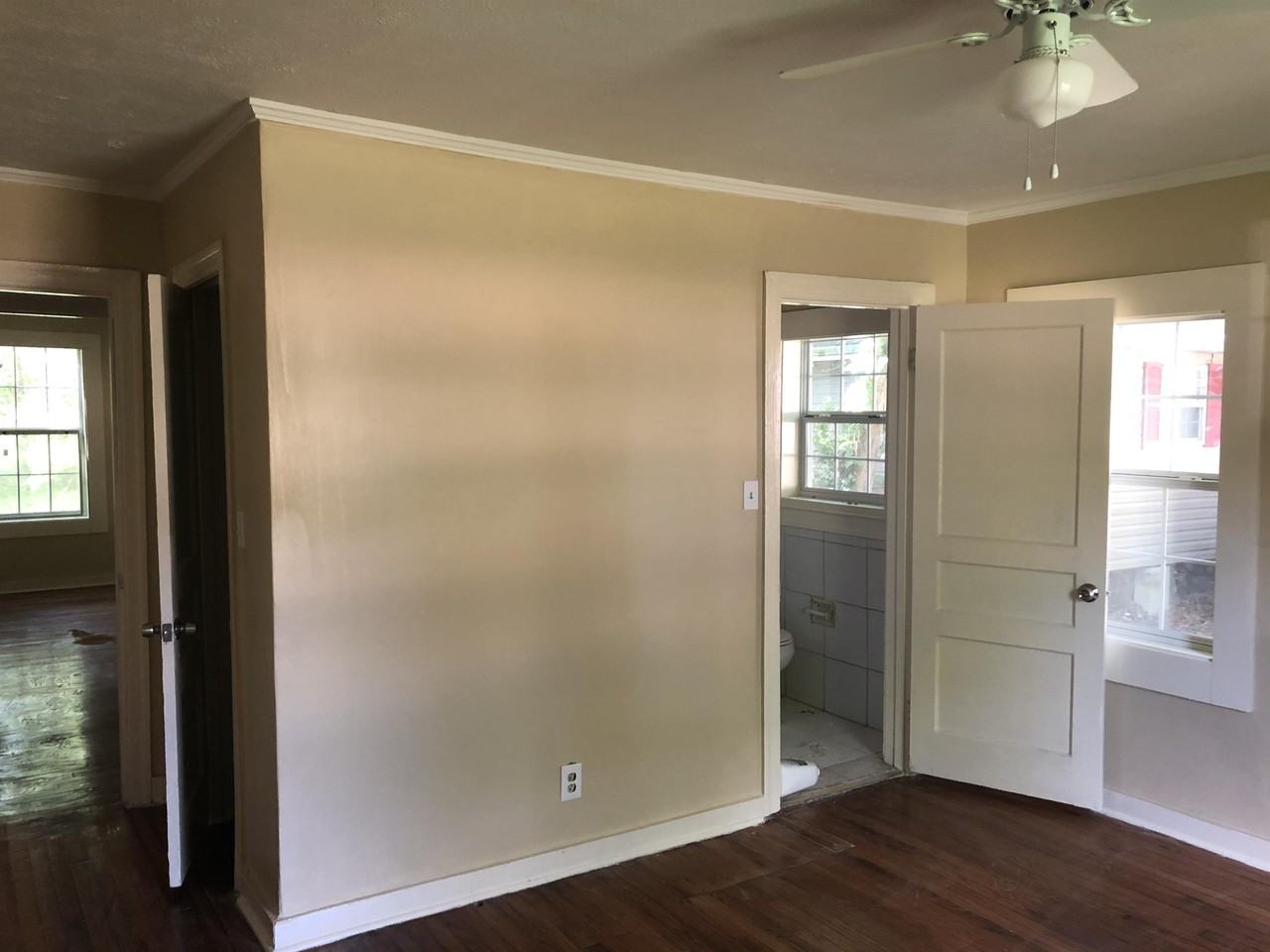 611 Choctaw Rd - Photo 2 of 35