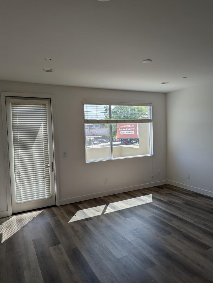 955 Edy Ln #1 - Photo 2 of 10