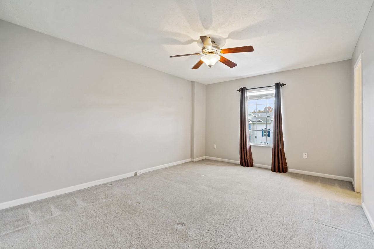 2711 Canterbury Dr #1 - Photo 2 of 24