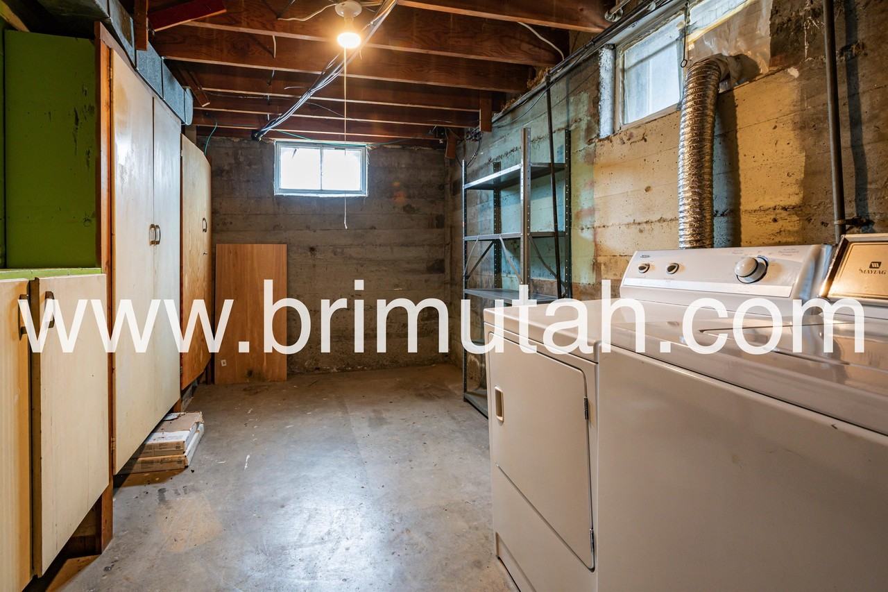 1840 E Westminster Ave - Photo 4 of 26