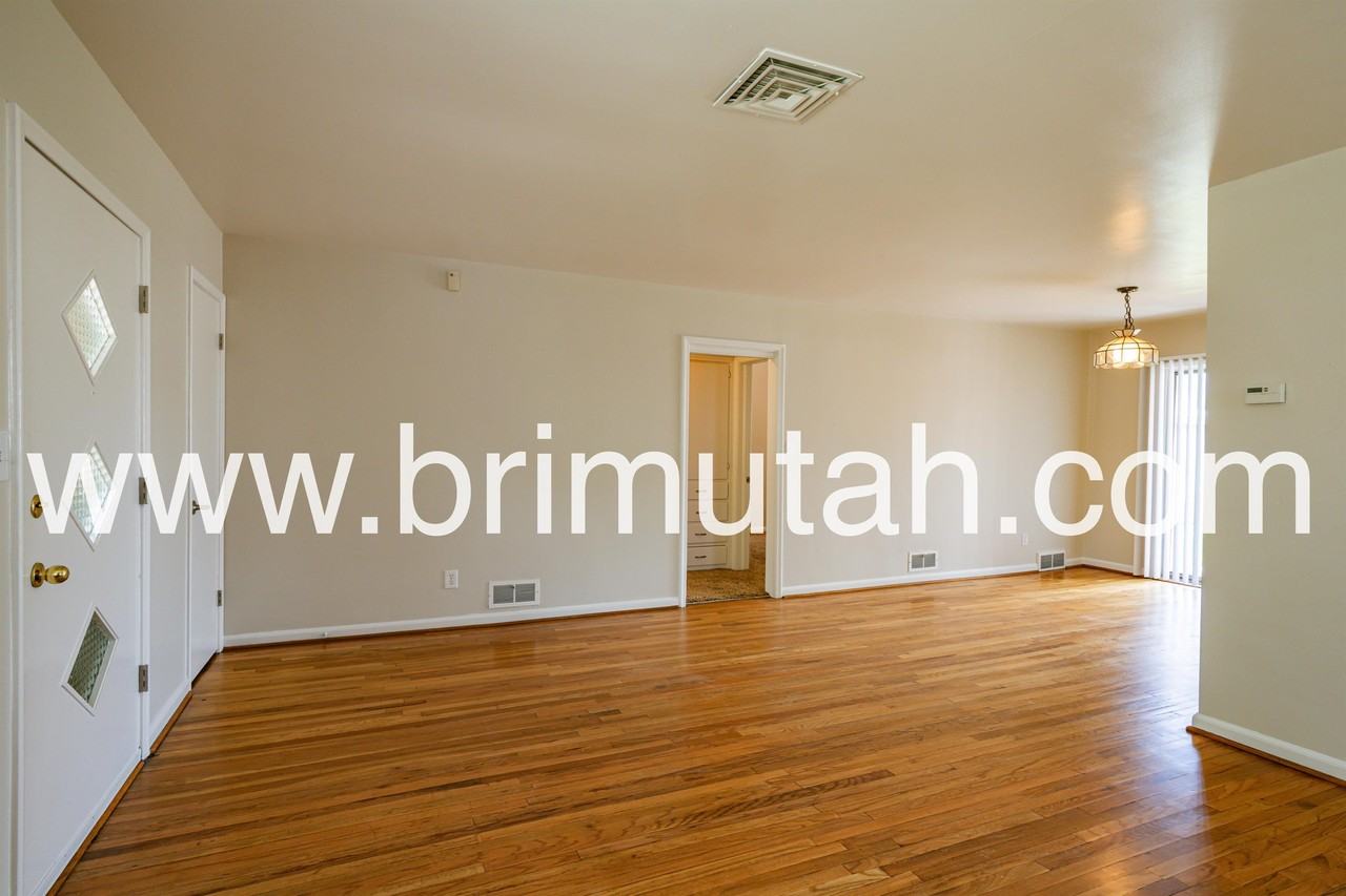 1840 E Westminster Ave - Photo 2 of 26