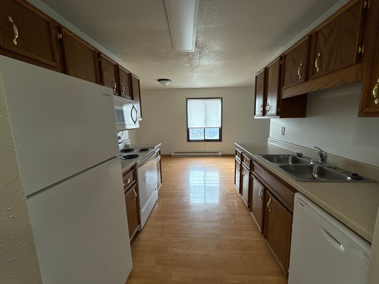 1310 28th Ave S - Photo 3 of 22