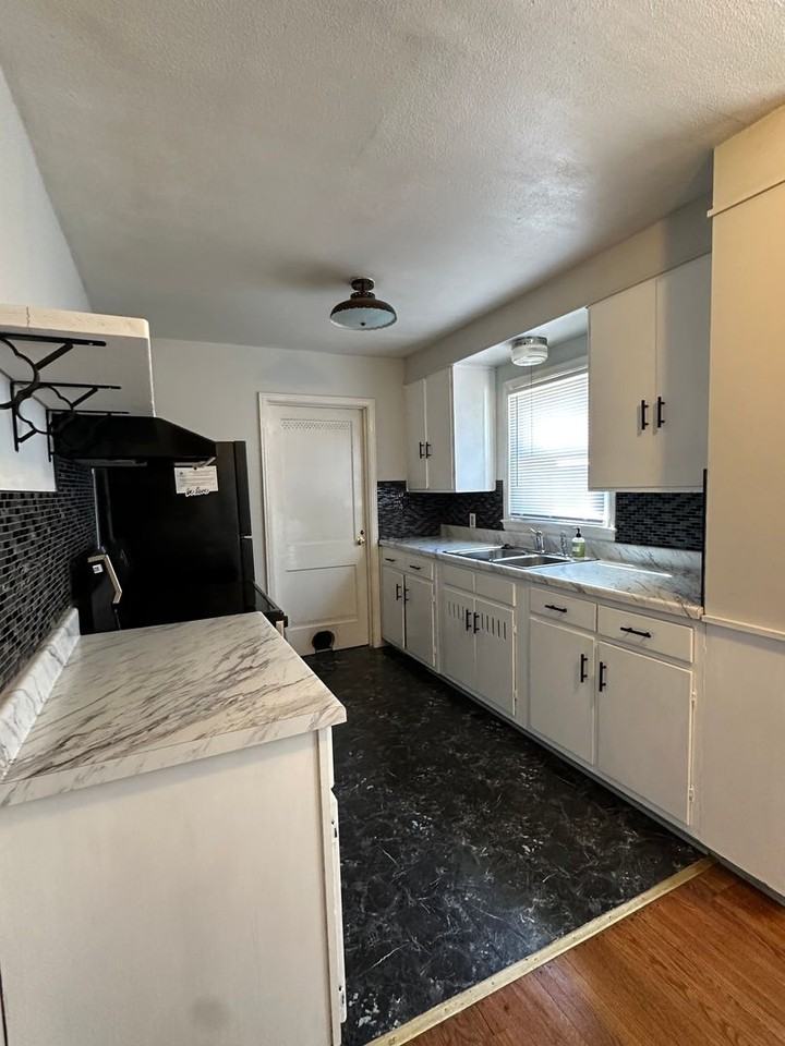 2448 E Aloma St - Photo 2 of 18