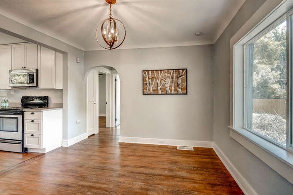 1090 Brentwood St - Photo 5 of 21