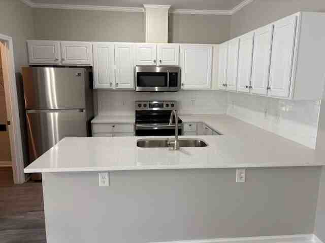 140 Oak Towne Dr #E2 - Photo 5 of 20