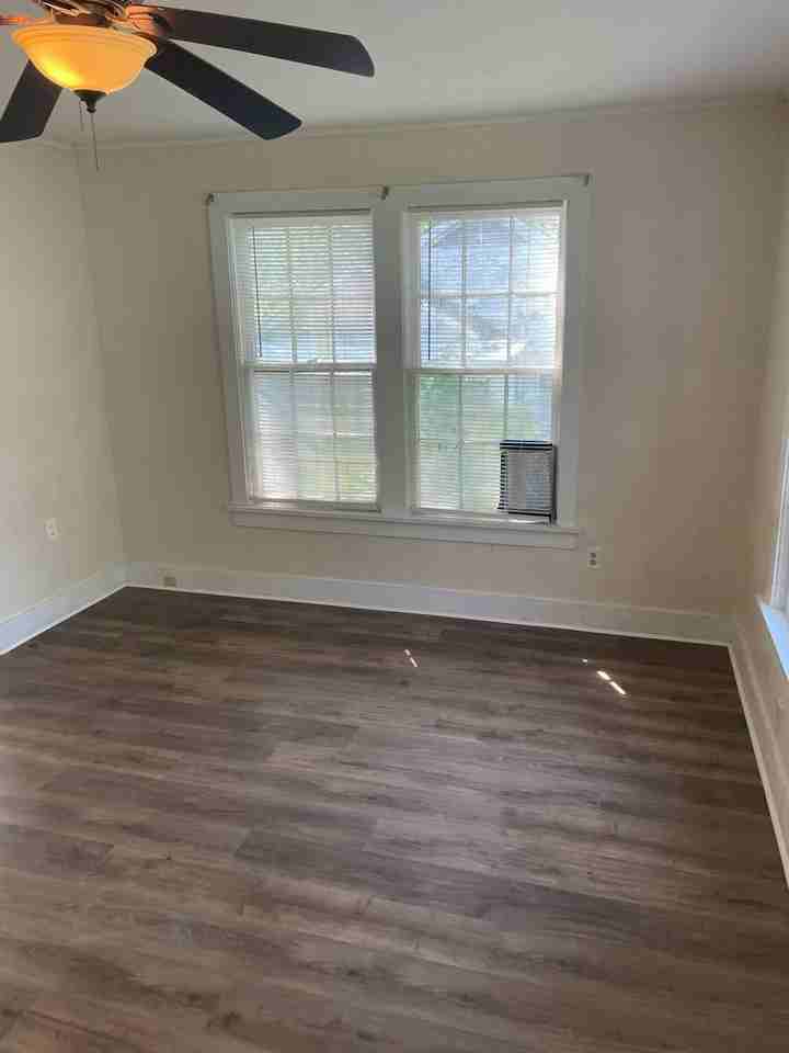 209 S Roosevelt Dr - Photo 3 of 11