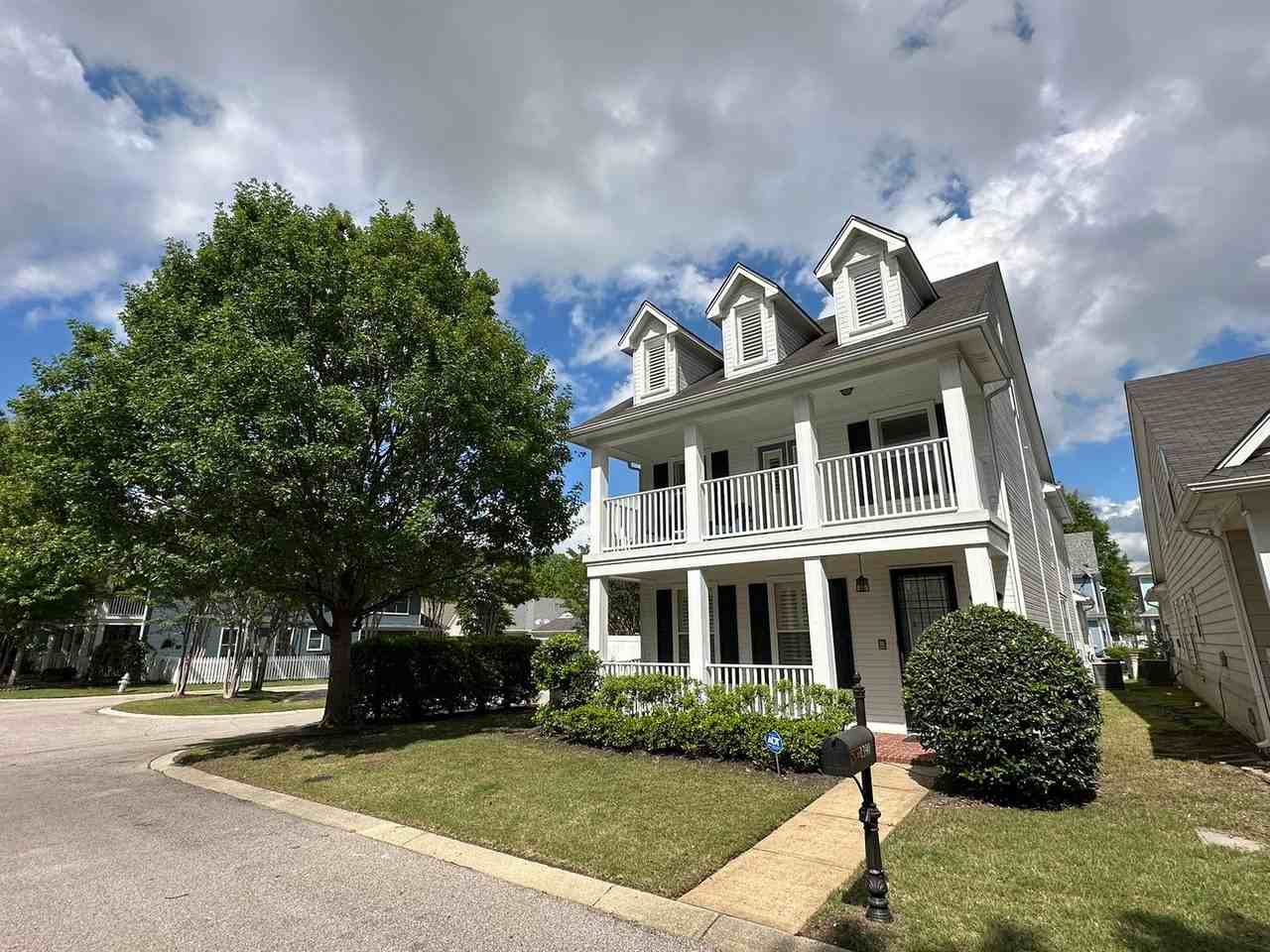 1390 Island Town Dr - Photo 3 of 34