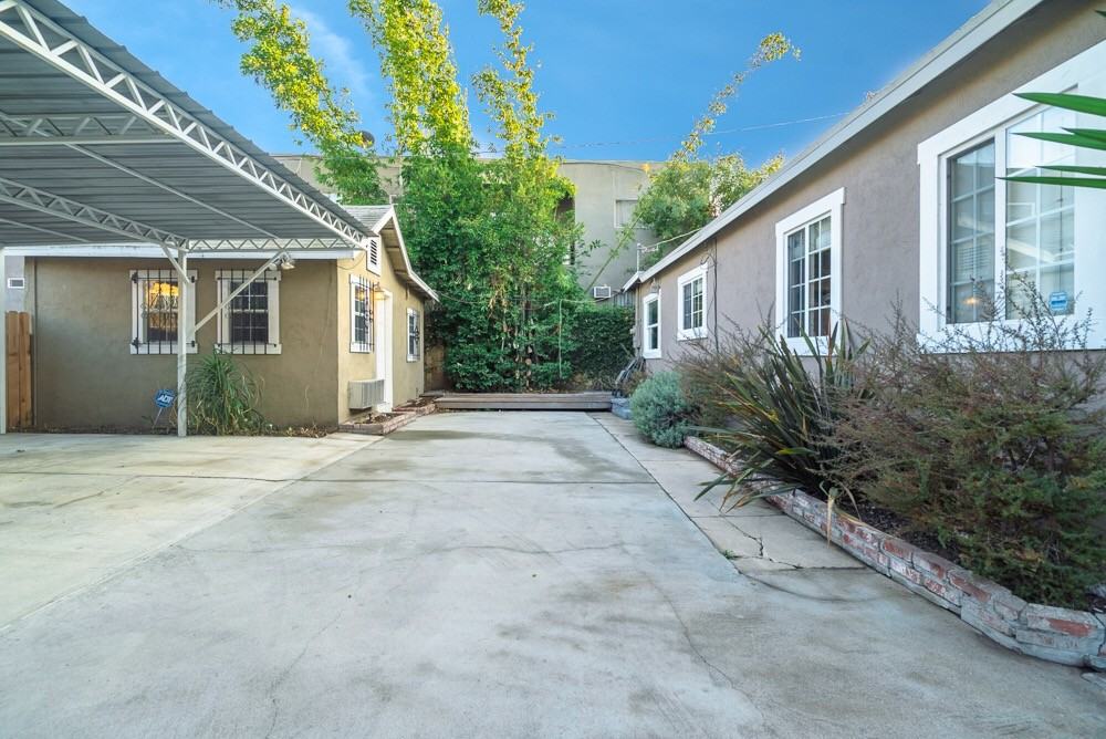 6718 Fountain Ave #NA - Photo 3 of 8