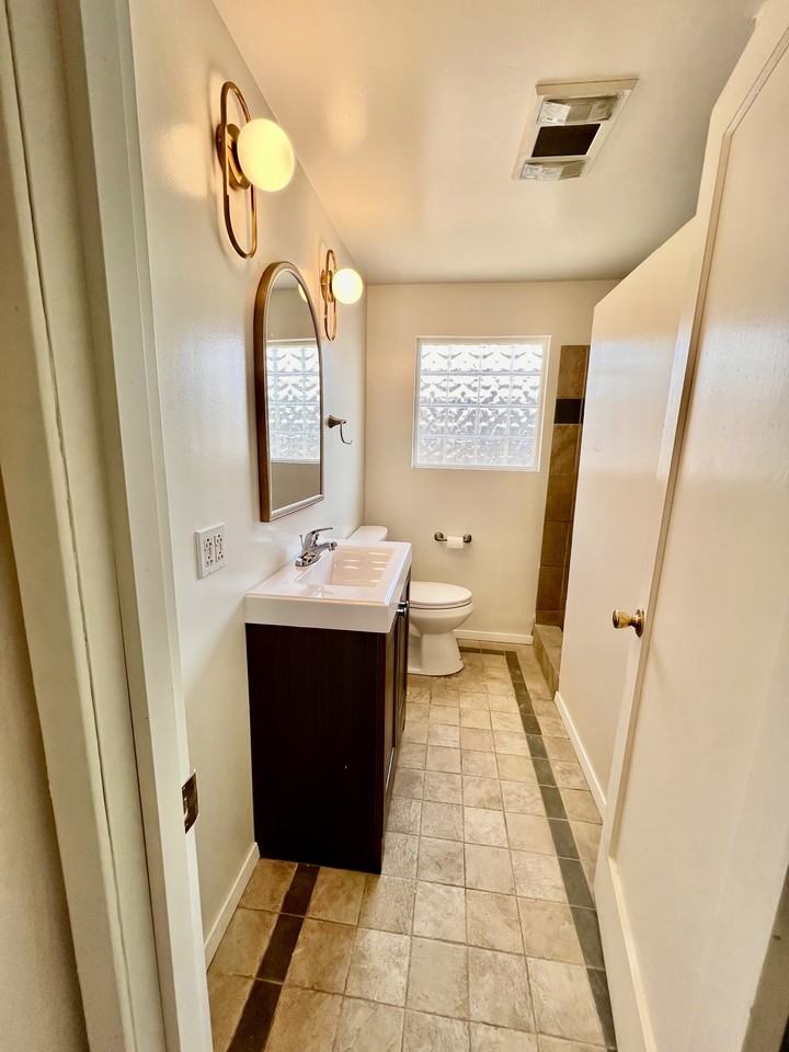 706 1st Avenue Southeast - Photo 5 of 9