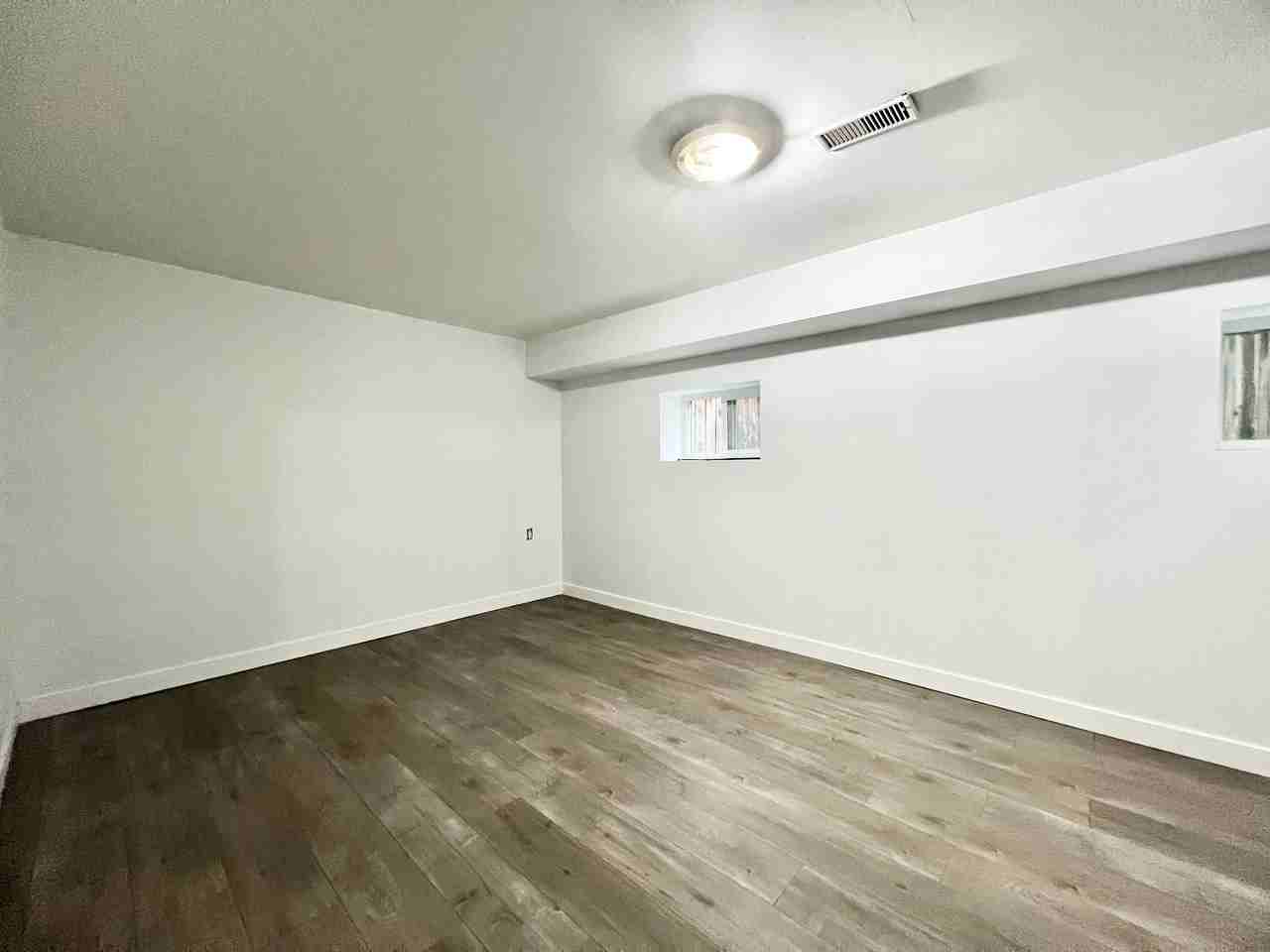 950 Nanaimo Street - Photo 3 of 7