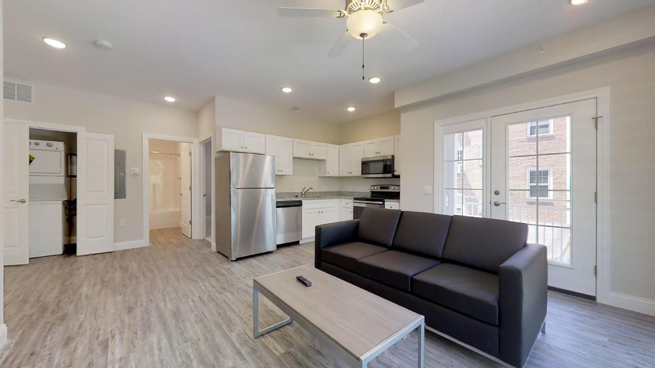 309 W Washington - Photo 4 of 50