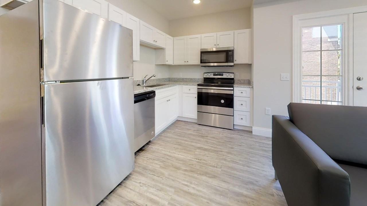 309 W Washington - Photo 5 of 50