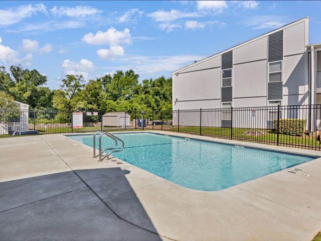 Whispering Pines Apartment Homes - Photo 3 of 22