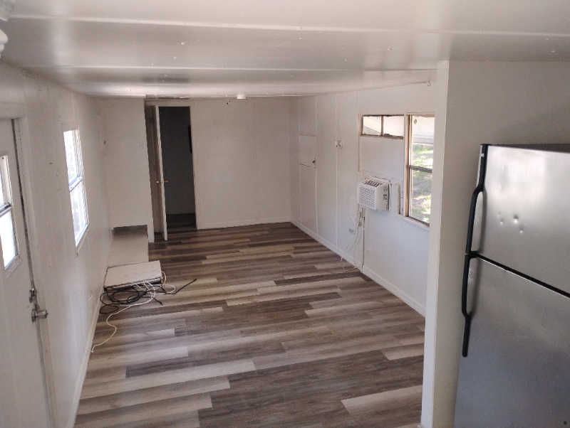 1018 1/2 June Ter - Photo 7 of 10