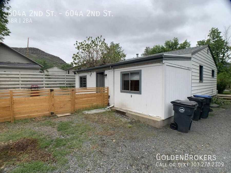 604A 2nd St #604A2ndST - Photo 3 of 43