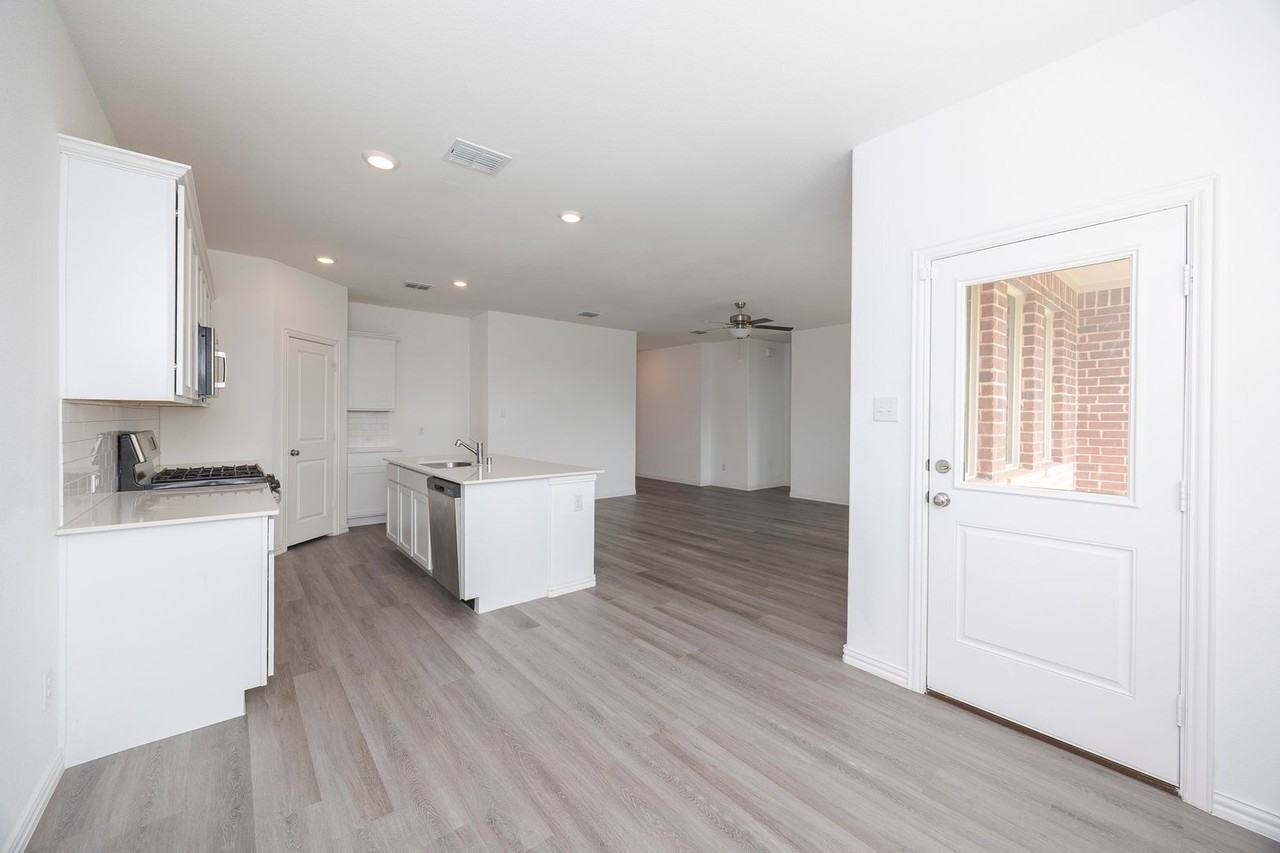 508 Chip St - Photo 5 of 25