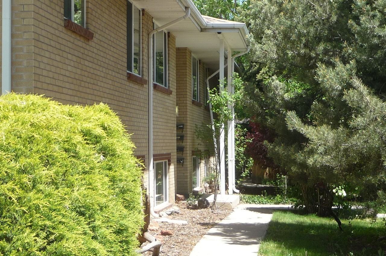 Welcome to 1020 8th Street – Comfortable Living in the Heart of Golden - Photo 2 of 3