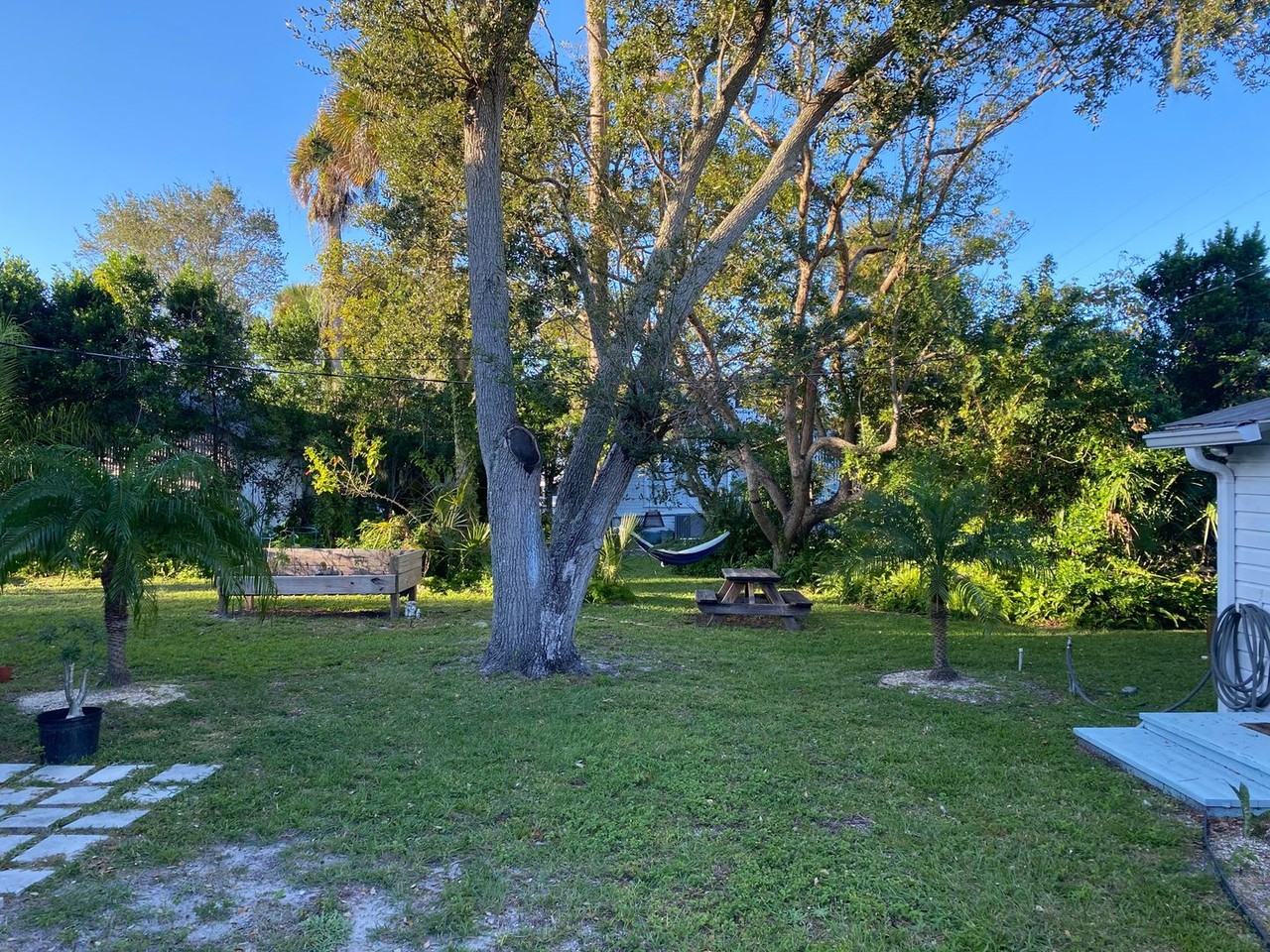 108 Rush St - Photo 6 of 23