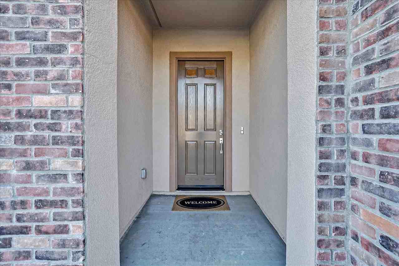 5937 Lakestone Dr - Photo 4 of 50