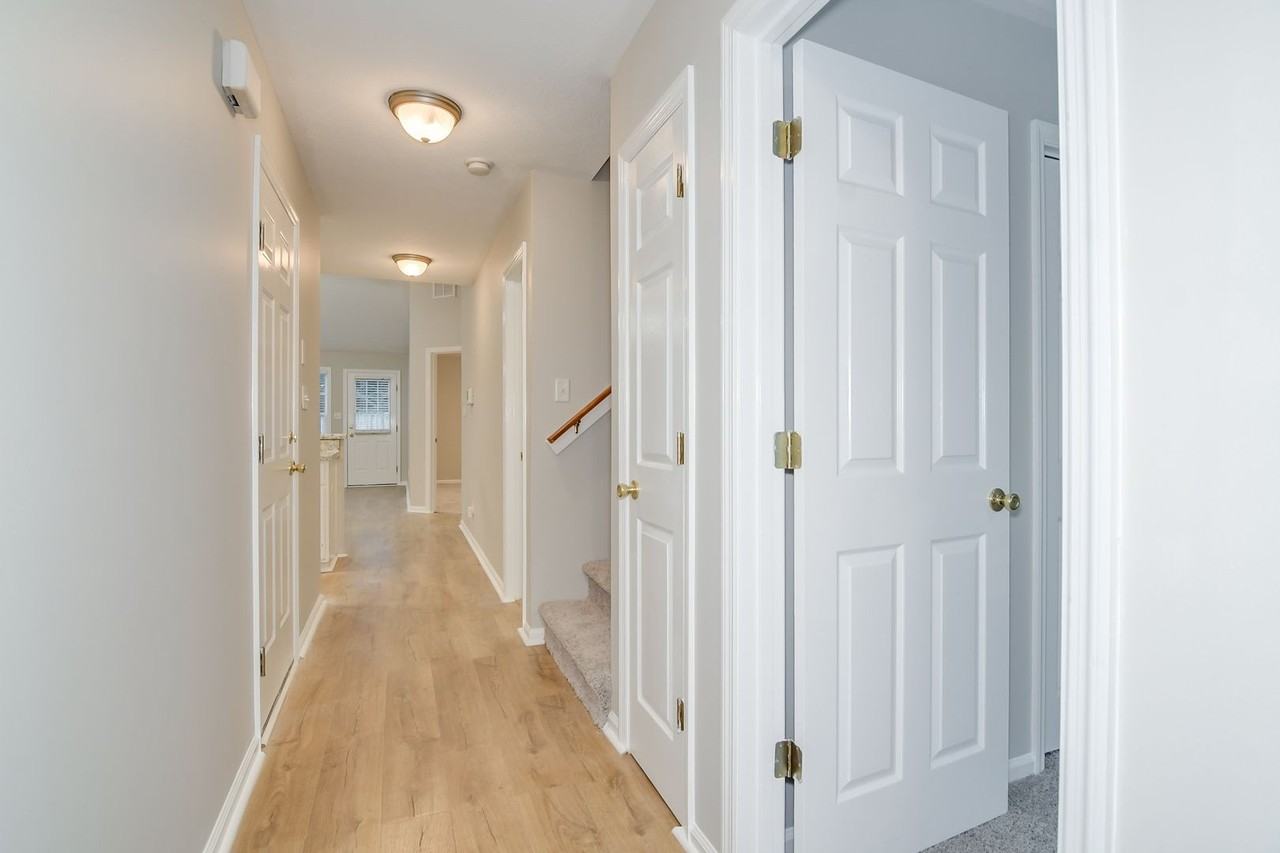 418 Northrop Pl - Photo 5 of 22