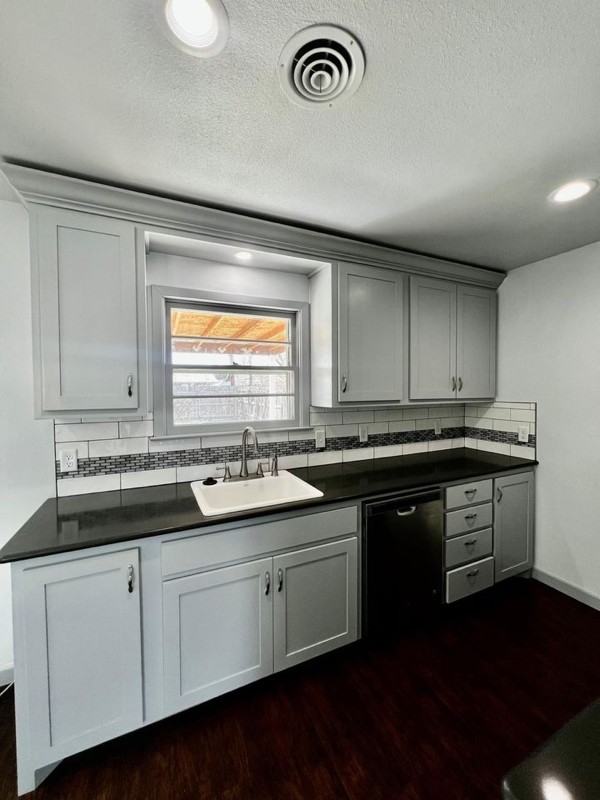 5403 13th St - Photo 2 of 14