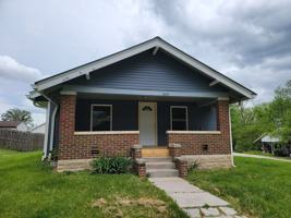 featured image of 2429 S Broadview Dr