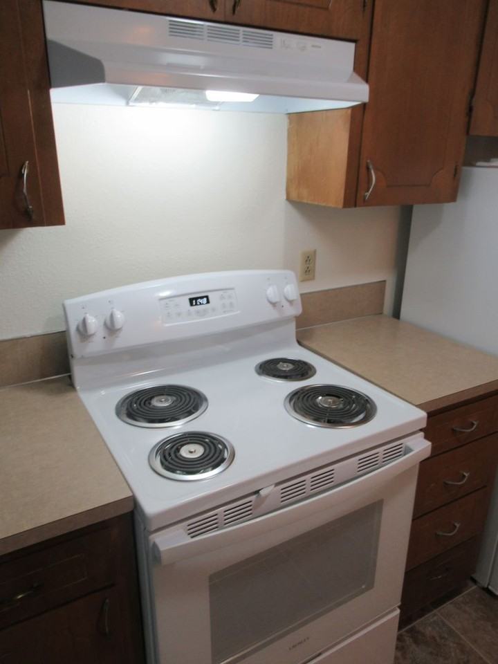 1543 Commercial St Se - Photo 4 of 17