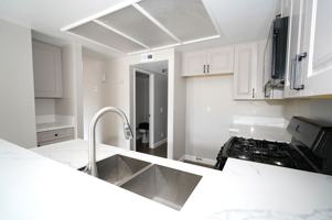 featured image of 1112 S Cypress Ave