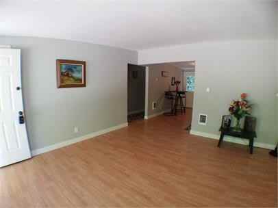 DES-1011 - Photo 2 of 10