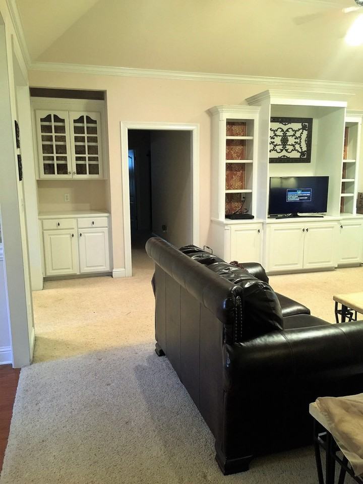 1939 Bayou Bend Dr - Photo 5 of 17