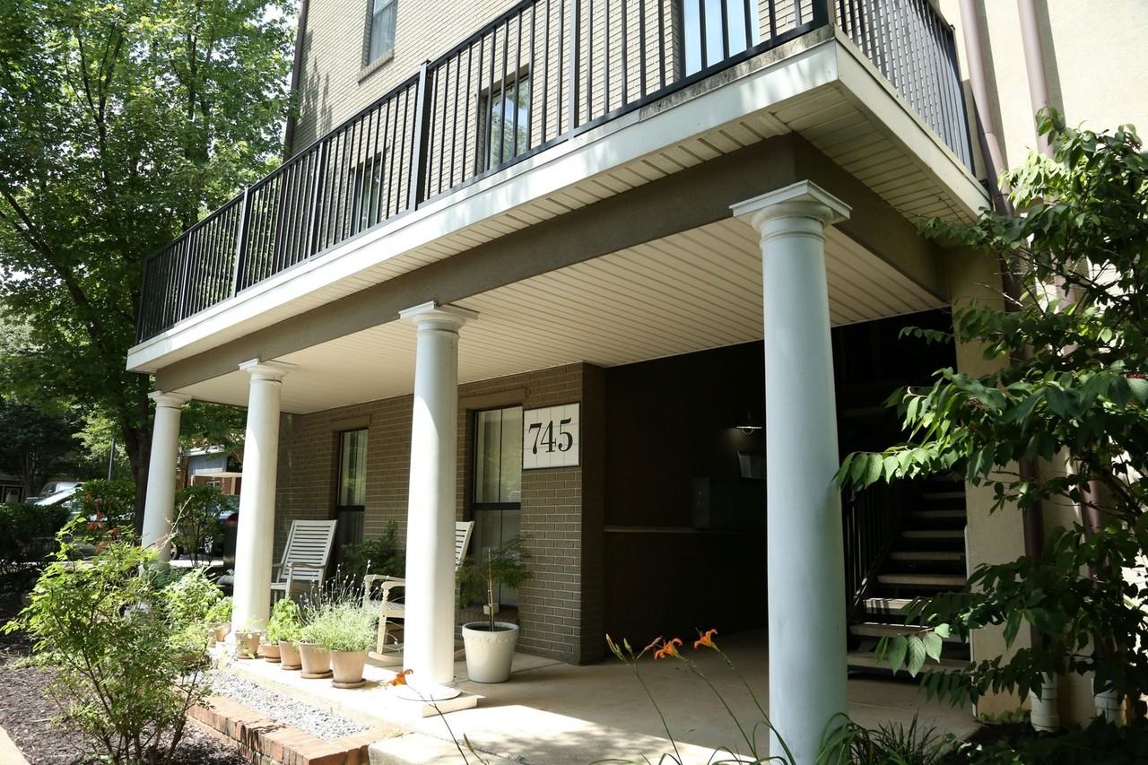 745 Walker Square #2B - Photo 7 of 36