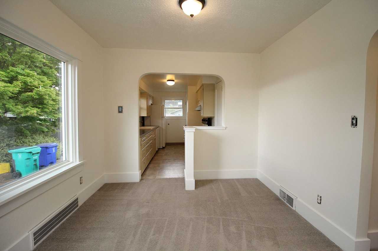 4626 Ne 96th Ave - Photo 6 of 23