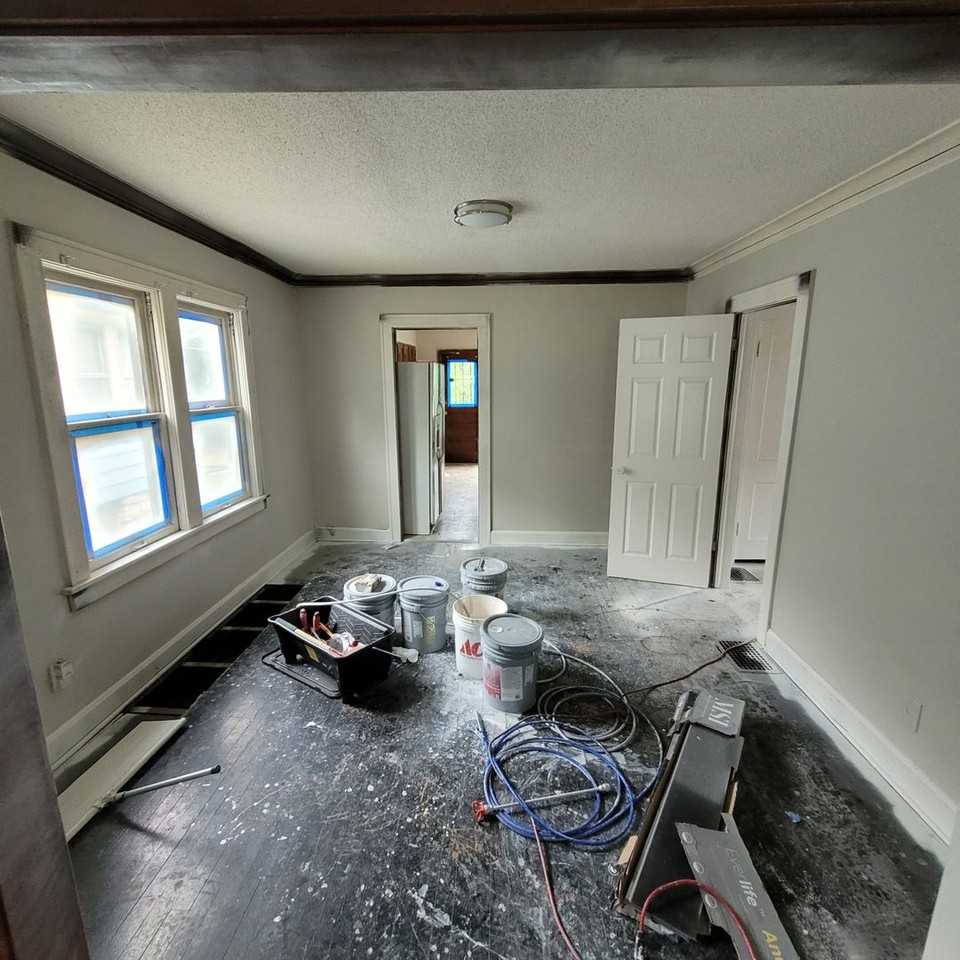 3417 Monroe Ave - Photo 3 of 5