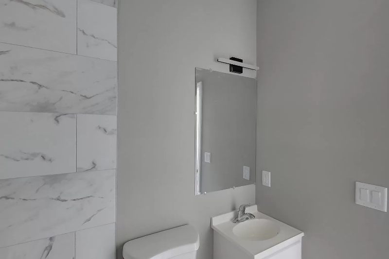 7 Lombardy Pl #1 - Photo 4 of 15