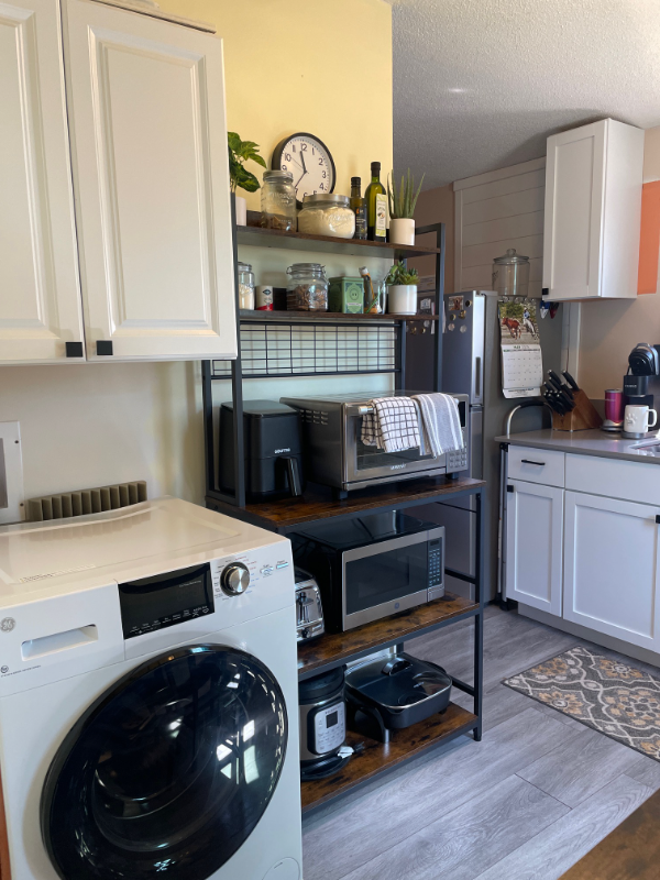 4040 Yates Ave N - Photo 3 of 13