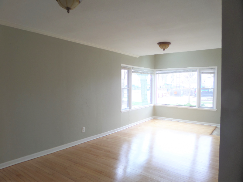 2928 N Humboldt Blvd - Photo 2 of 18