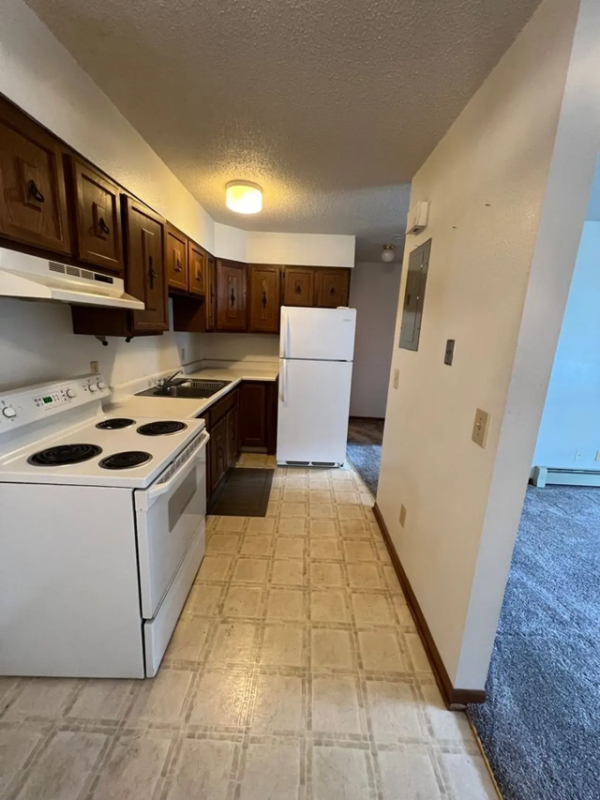 58 Dunlap Ave - Photo 3 of 5