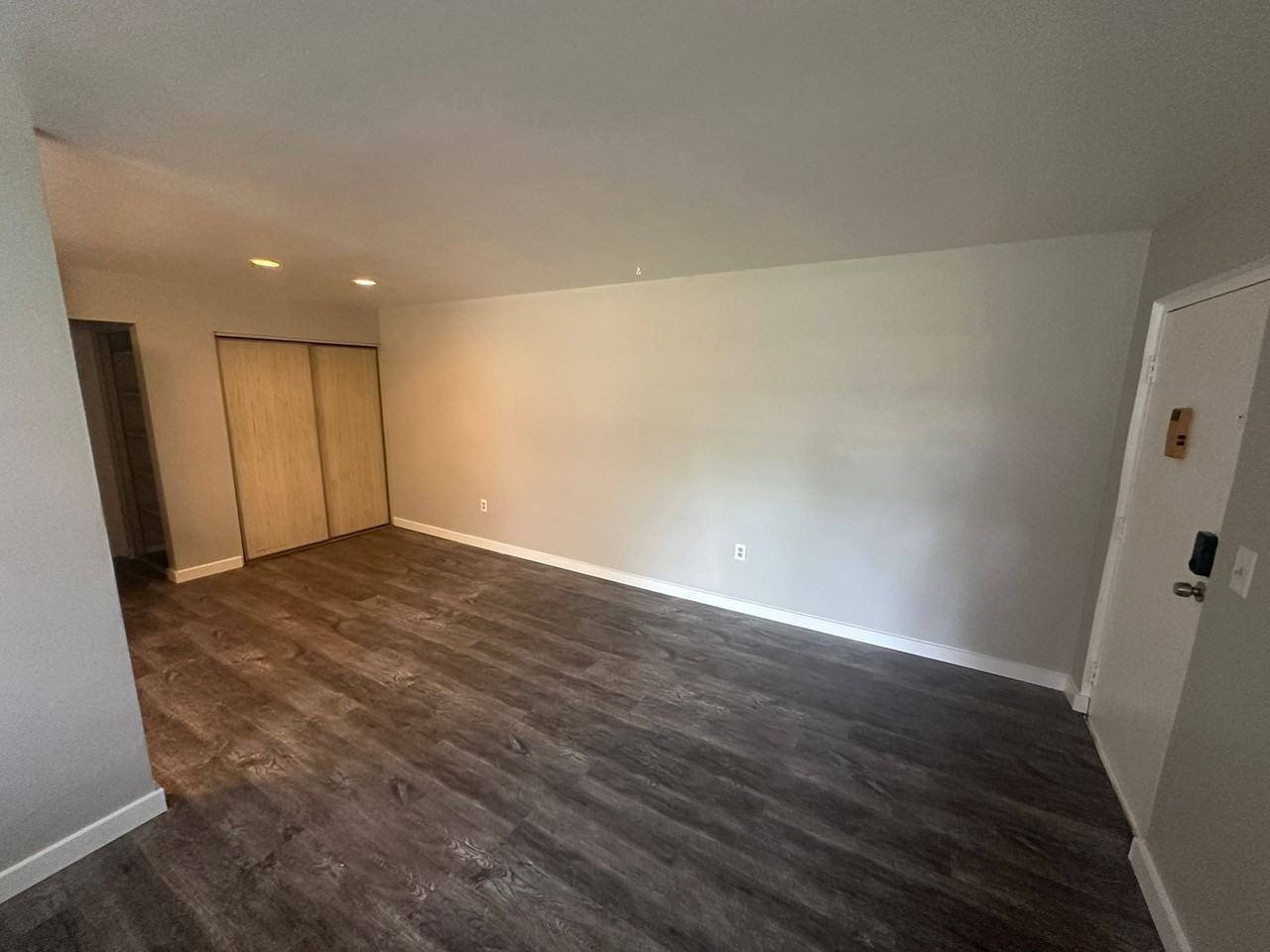 Executive_2700 Harrison Avenue - Photo 3 of 12