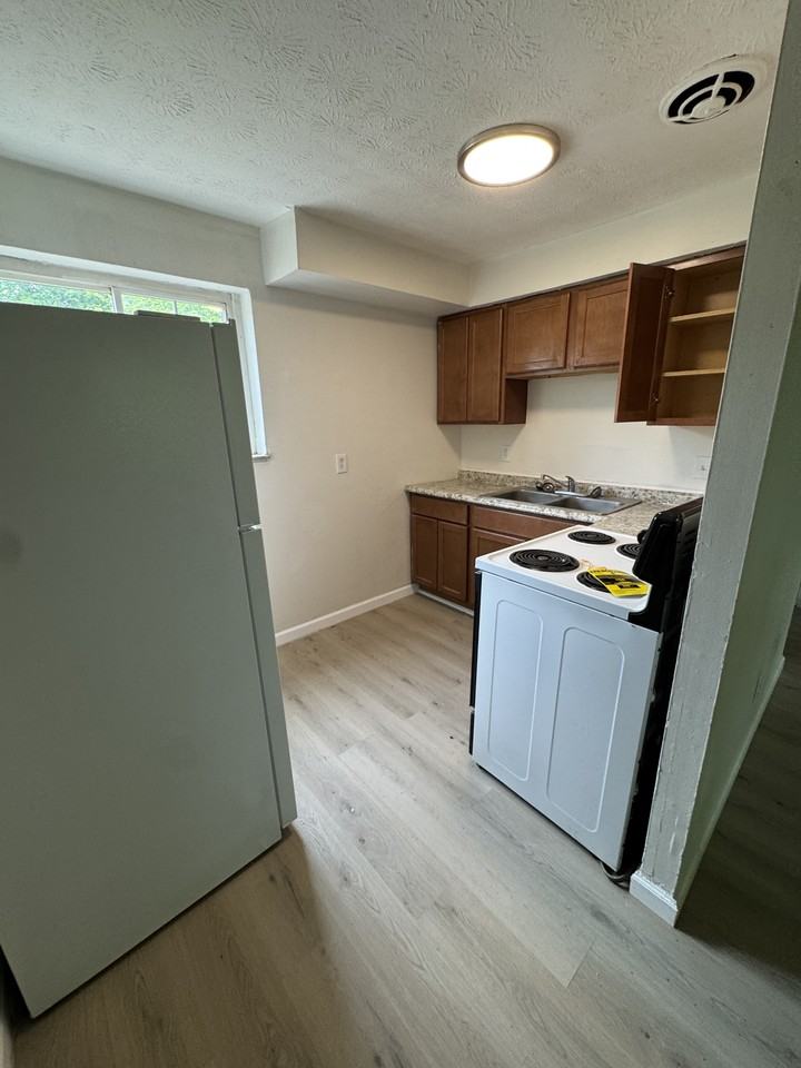 OH_MM_2324 Iroll Avenue - Photo 3 of 5