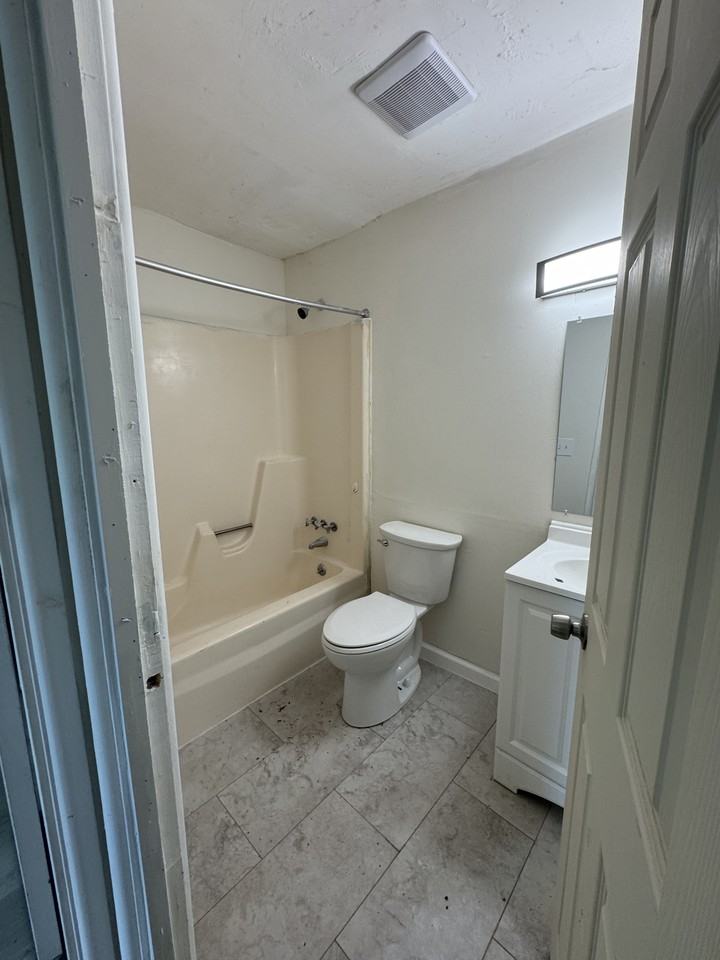 OH_MM_2324 Iroll Avenue - Photo 4 of 5